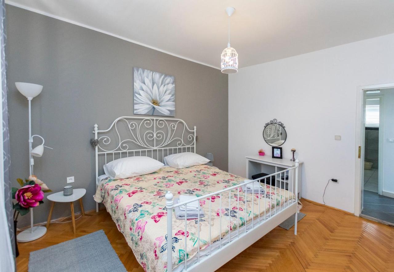 Apartments Zmika Primošten Kültér fotó