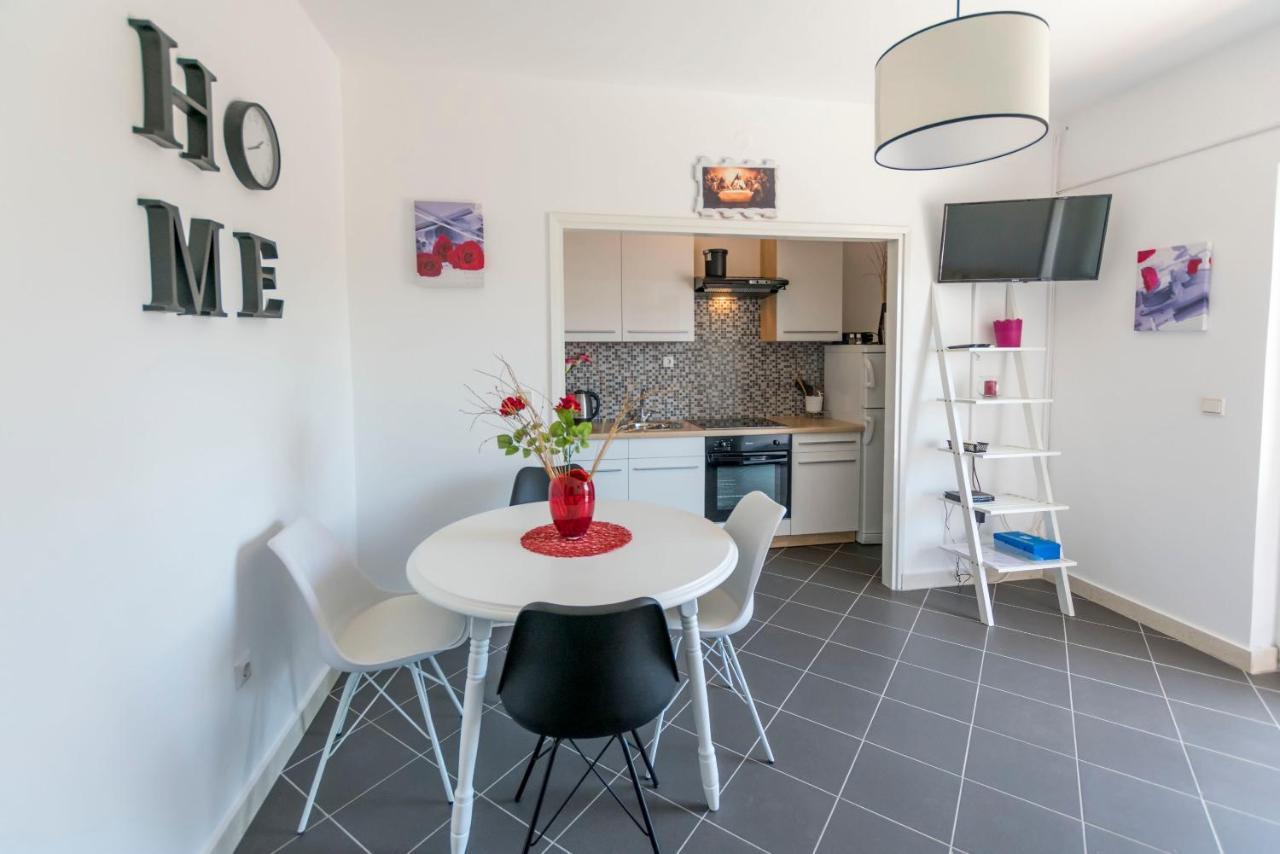 Apartments Zmika Primošten Kültér fotó